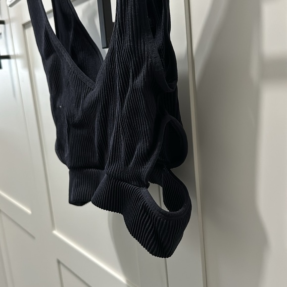 Dynamite cut out crop top - Picture 3 of 5